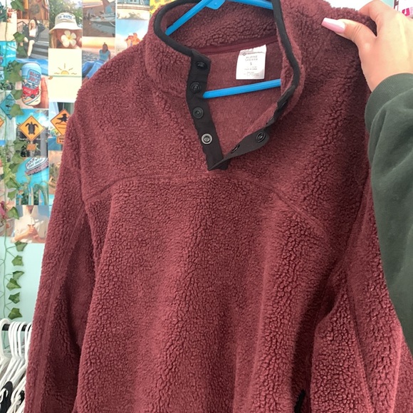 size small red half button sweater - Picture 4 of 5